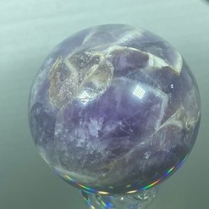 Amethyst sphere 421 g 67.41 mm
